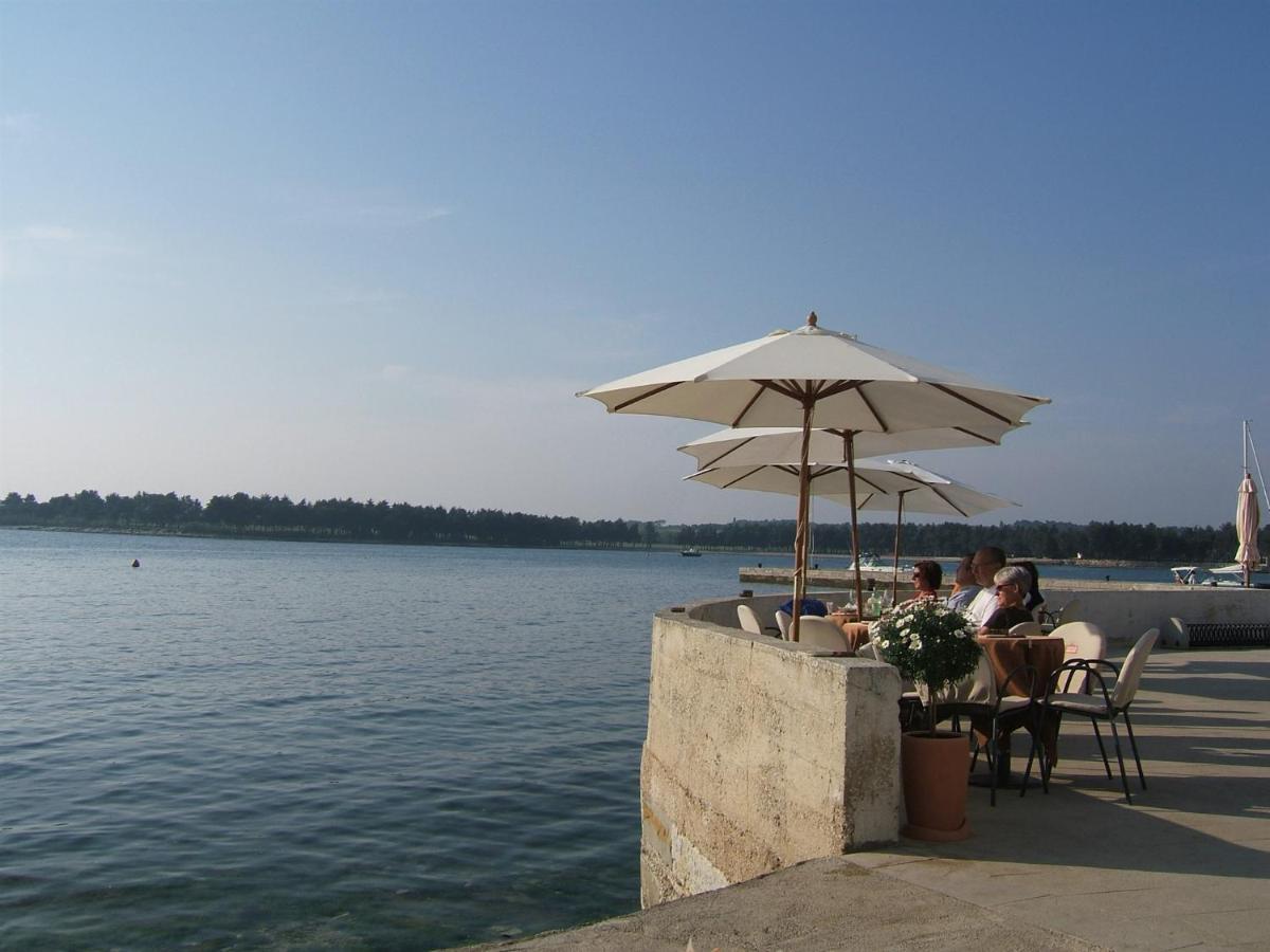 Tamaris, 600 M From The Beach Novigrad Istria Extérieur photo
